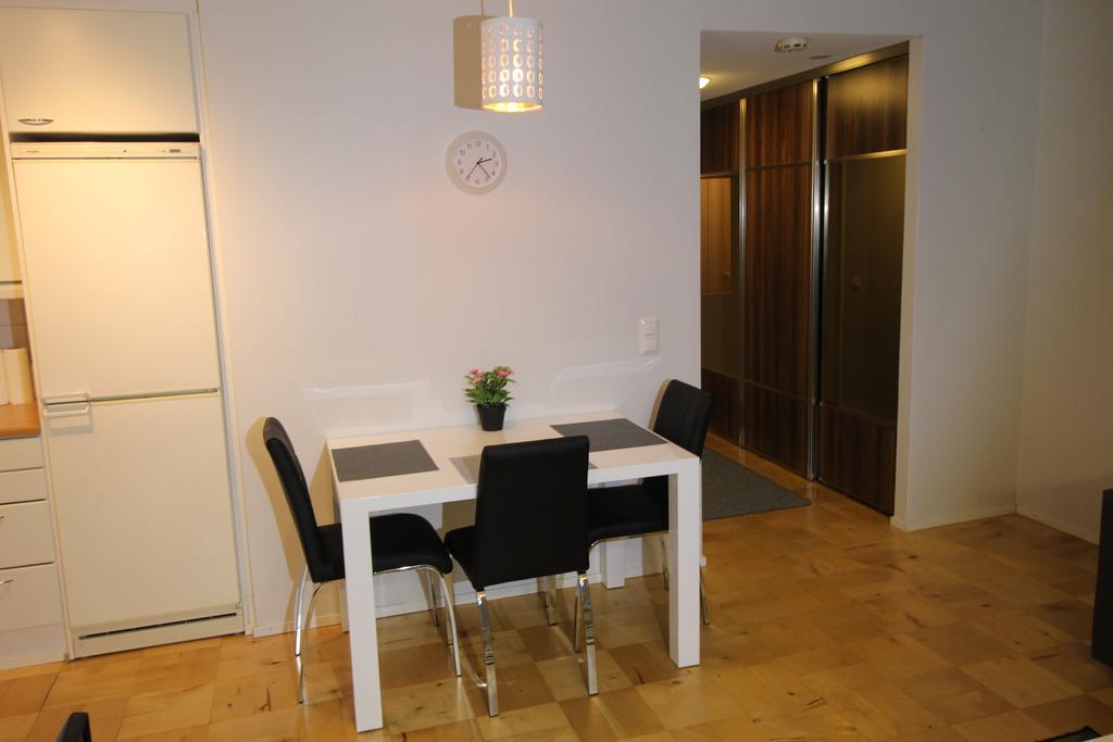 Majoitusykkoenen Apartment ราเฮ ห้อง รูปภาพ